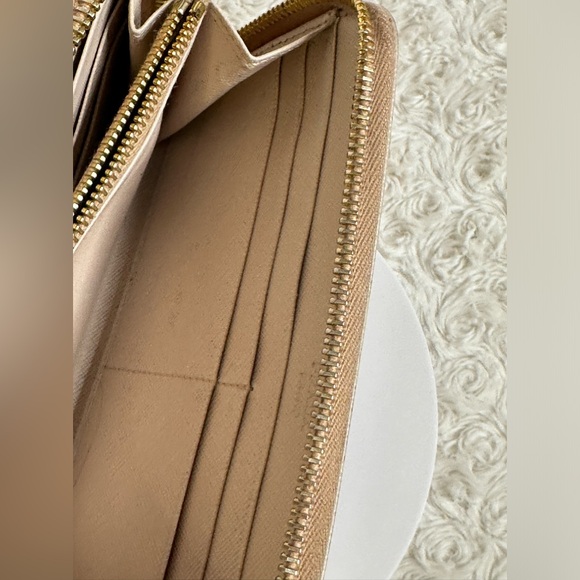 Prada Saffiano Fiocco Bow Wallet - Picture 10 of 11